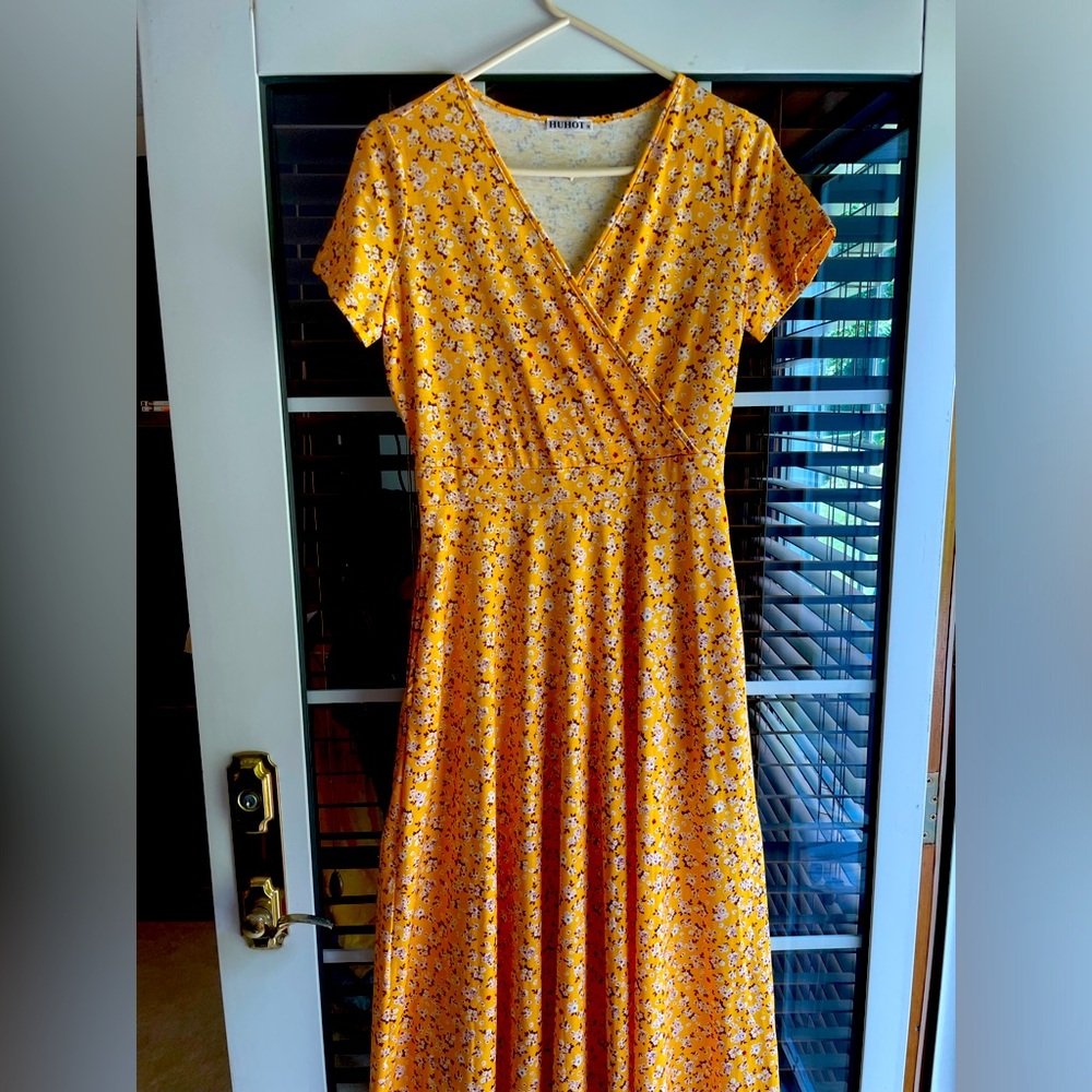 Size Medium floral yellow cotton full length dress